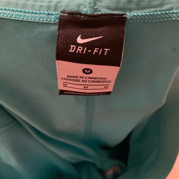 Nike Capri leggings - Picture 4 of 4